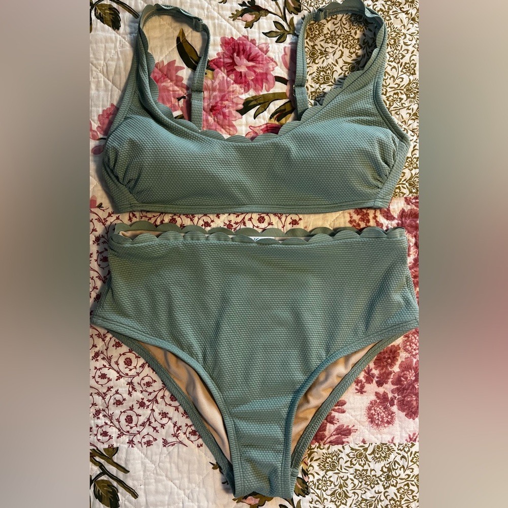 Kona Sol Textured Bikini